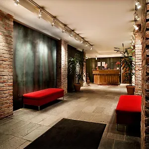 4* Otel Hellsten