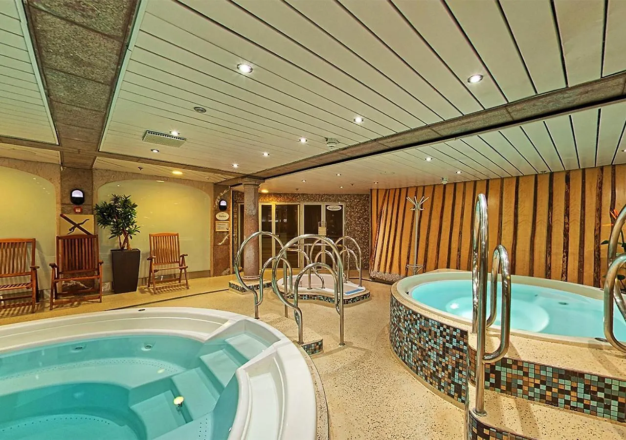 Hotel Viking Line Ferry Viking Cinderella - 2-Night Cruise Stockholm-Helsinki-Stockholm
