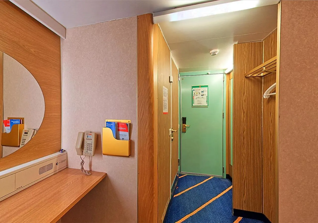 Hotel Viking Line Ferry Viking Cinderella - 2-Night Cruise Stockholm-Helsinki-Stockholm Schweden